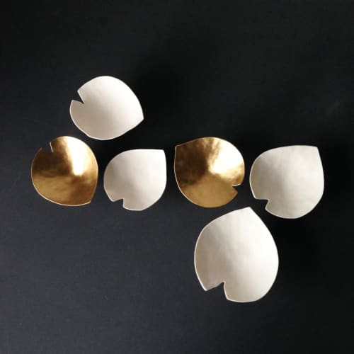 Set Of 6 Calla Lilies - White & Metallic Gold | Wall Sculpture in Wall Hangings by Elizabeth Prince Ceramics. Item composed of ceramic compatible with mid century modern and contemporary style