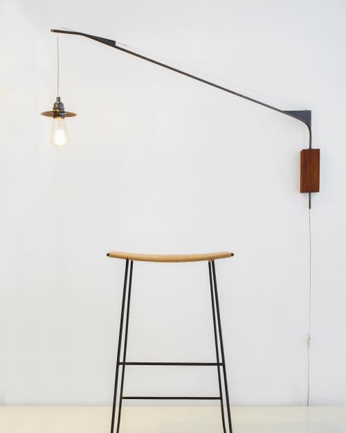 JP swivelling wall lamp | Lighting by 2MONOS STUDIO. Item made of oak wood works with mid century modern style