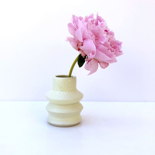 Zig Zag Vase | Vases & Vessels by niho Ceramics. Item made of ceramic