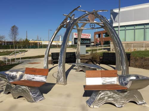 Michael Young Sculpture - Sculptures and Public Sculptures