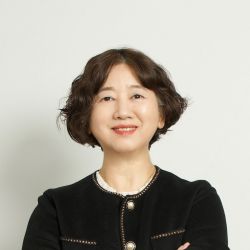Wei Xue/April Xue