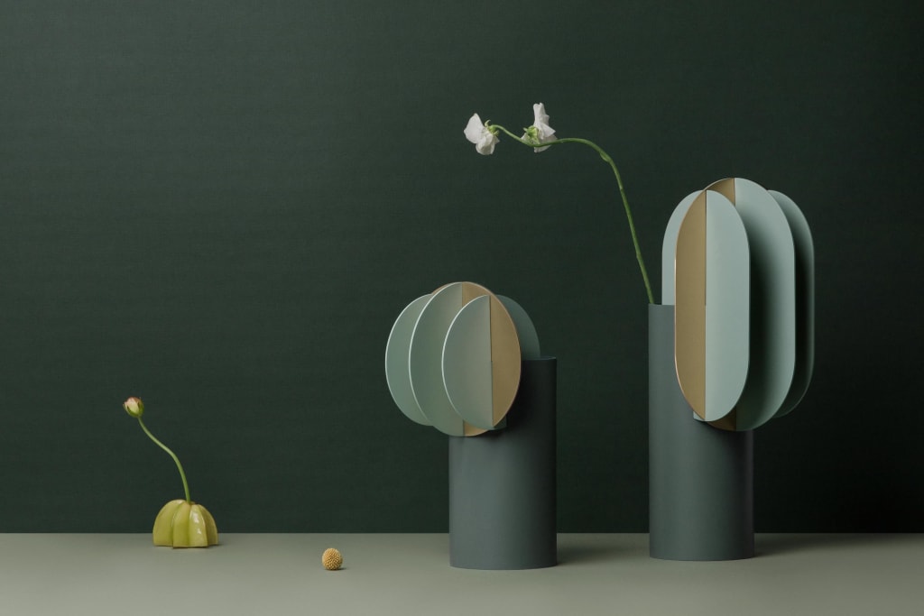 Gabo & Delaunay vases for NOOM by Kateryna Sokolova