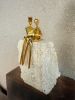 Caress in gold | Sculptures by YENNY COCQ