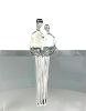Close to Me sculpture in bronze | Sculptures by YENNY COCQ