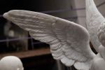 Eros n Bonnie | Sculptures by Cicero D'Ávila. Item made of marble