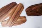 Géo board - planche #2 | Serveware by Nadine Hajjar Studio. Item made of walnut works with minimalism & contemporary style