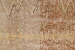 Vintage Zeki Müren Rug in Beige-Brown with Geometric Pattern | Area Rug in Rugs by Rug and Kilim