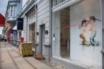 Thirsty Animal painting | Oil And Acrylic Painting in Paintings by Victor Castillo | Galleri Christoffer Egelund in København. Item composed of paper