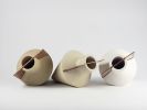 Anfore - bianco | Vase in Vases & Vessels by gumdesign. Item composed of metal and marble in modern style