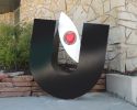 "Eye Love U" | Public Sculptures by Justin Deister. Item made of steel