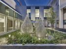 Raindrops | Public Sculptures by Linda Covit | Maisonneuve-Rosemont Hospital in Montréal