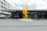 Retmoner | Sculptures by STUDIO NICK ERVINCK | Library Waregem in Waregem. Item made of synthetic