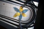 Joie de Vivre - glass sculpture | Sculptures by Jeroen Stok | Audion packaging machines in Weesp. Item composed of steel and glass