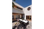 St Leonards Ave | Architecture by Klopper and Davis Architects. Item composed of wood and metal
